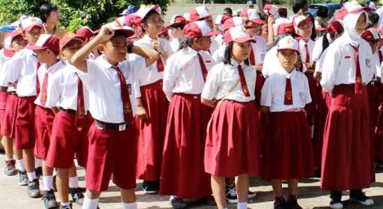 ILUSTRASI Anak anak sekolah dasar Borneonews