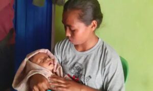 bayi 5 bulan bayi 5 bulan