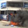 bakar bendera 1
