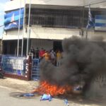 foto bakar bendera foto bakar bendera